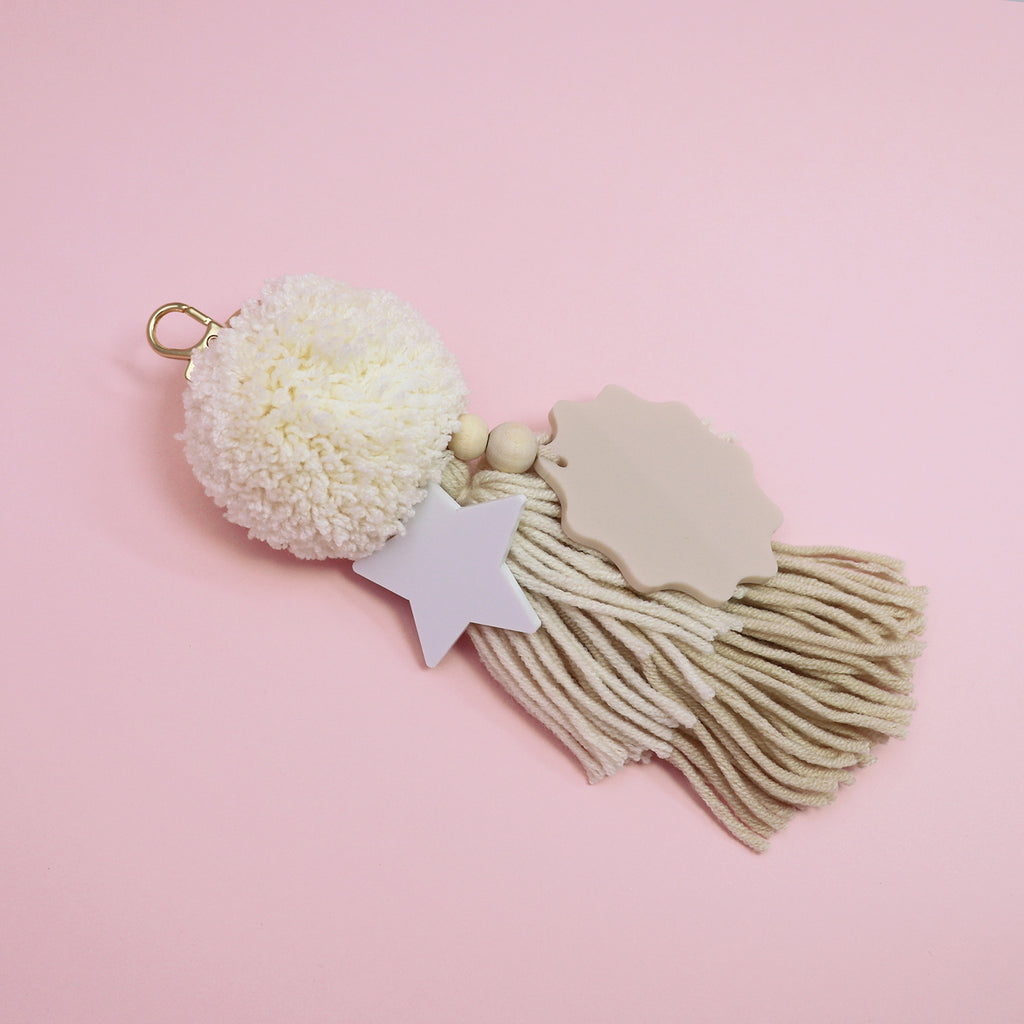 STAR KEYRING // Vanilla Linen